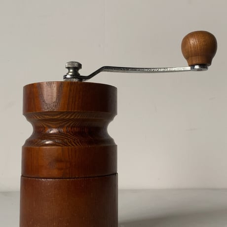 ヴィンテージ コーヒーミル  木製筒形 湯浅木工所 製作 ねじ込み木工 日本製 美木目