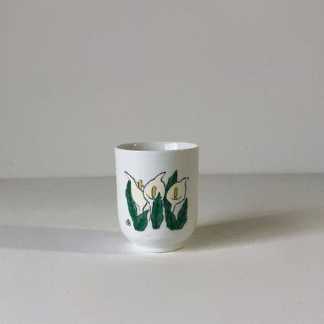 深川製 六花亭の湯呑と紙袋2点(大小) 坂本直行 さかもと なおゆき 画家 作  ミズバショウ 花の絵  深川製磁 富士流水のマーク  オールド深川 北海道名菓