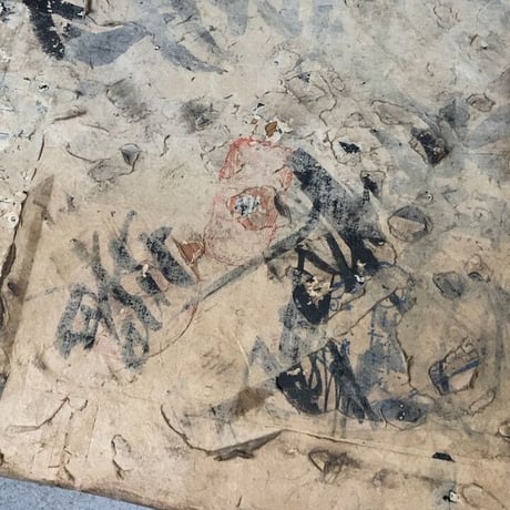 紙貼りの竹籠  約47cm 正方形やや深め 古いかご 和紙総貼り 墨文字  陳列箱  ストックボックス  ジャパンヴィンテージ