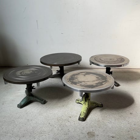 古い鉄製 ケーキ台 洋菓子店 什器 備品 パティシエ プロツール 業務用 回転台 クリームグリーン グッドエイジング ジャパンヴィンテージ