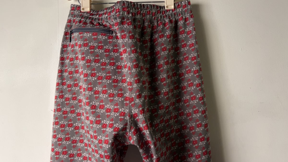【最終値下げ】needles 22SS フラワー柄　トラックパンツ NEEDLES ニードルズ 23AW Trackpant 小花柄 (NS243)(トラックパ