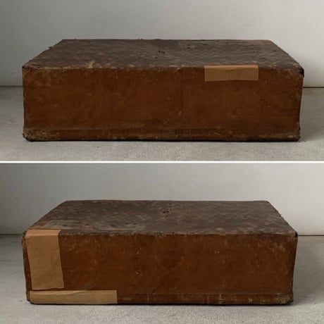 一閑張りの大きめ蓋付き道具箱  幅約54cm 旧家で長年眠っていたお品です  竹籠＋麻布＋和紙＋柿渋  ジャパンヴィンテージ 古箱 伝統工芸