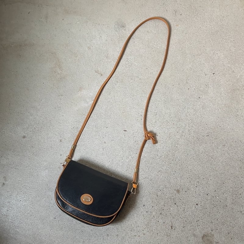 美品✨オールドグッチ ショルダー GG レザー ブラック ヴィンテージ ゴールド GUCCI グッチ オールドグッチ グッチプラス 型押しレザー ポシェット