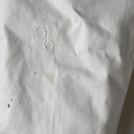 ARTE POVERA  アルテポーヴェラ  ユーズドリペア加工 (ペンキ加工・ホール補修加工)白い綿パン ワークパンツ 中古美品