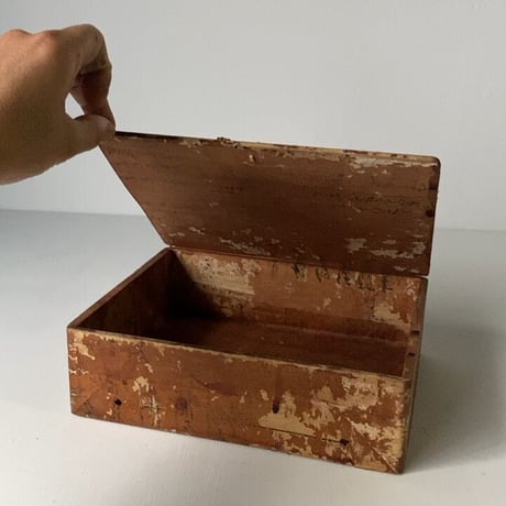 一閑張り 蓋付きの紙箱  21.5cm 紙貼り 柿渋 紐摘み  小物入れ 道具箱 墨文字 ジャパンヴィンテージ