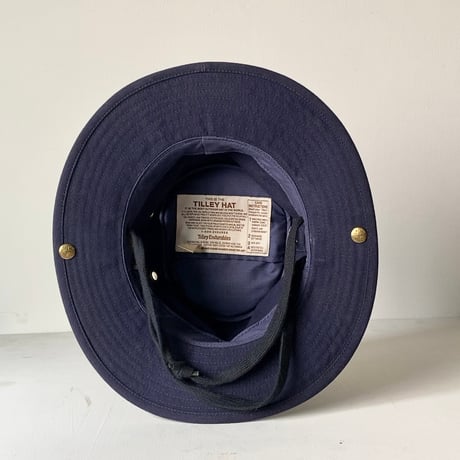 Tilley HAT  ティリーハット　Tilley Endurables 1−800endures ネイビー size7 1/2  60.5cm カナダ製　中古美品