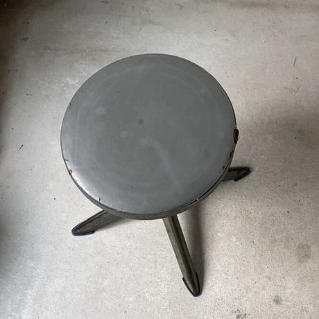 B : KOKUYO オールドコクヨ  古いコクヨの丸椅子  ヴィンテージ スチール スツール  回転椅子 事務椅子 作業椅子 鉄脚 旧ロゴ レトロ 家具