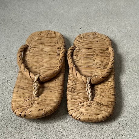 竹皮草履（たけかわぞうり）未使用品  日本の伝統的な履物 わらじ せった ぞうり サンダル 竹工芸  在庫9点