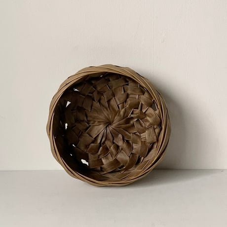 古いババス椰子の籠 フルーツ籠 菓子器 手編み 手工芸 ハンドメイド 自然な風合い ナチュラル素材 ブラジル民藝 世界の民藝