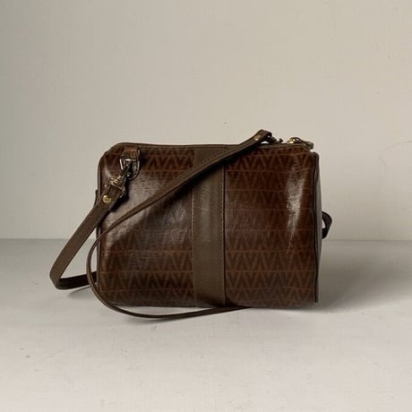VALENTINO オールドヴァレンチノのミニミニショルダーバッグ  幅約18cmの小さめポシェット ヴィンテージバレンチノ