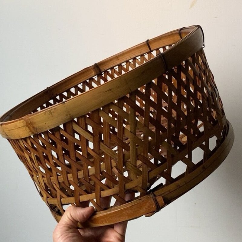 古い高台竹籠 円型 筒型 水切りかご 六つ目編み 小物入れ アンティーク