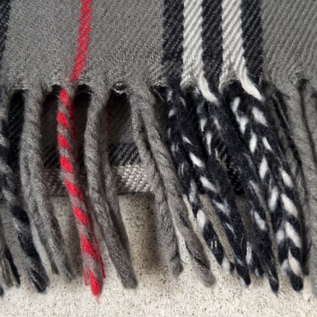 BURBERRYS バーバリーズ  LAMBSWOOL 100% ラムウール マフラー グレーノバチェック　70s～80s イギリスヴィンテージ made in england 中古品