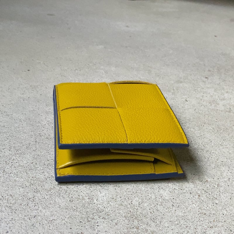 BOTTEGA VENETA ボッテガヴェネタ ビッグイントレチャート