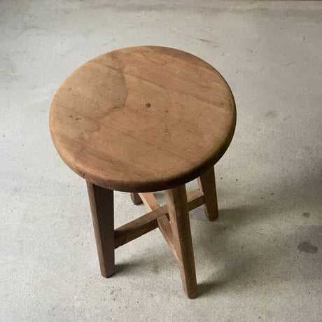 古い木製スツール 無塗装 白木 丸椅子 ヴィンテージスツール ナチュラル色 シンプルデザイン 美品