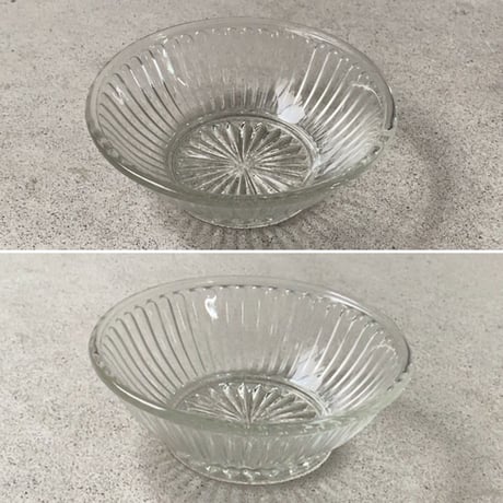 ヴィンテージ ガラス器 昭和初期 菊紋様 深皿 小鉢 古いガラス器 ゆらゆら気泡硝子 完品  ※3点ございます。