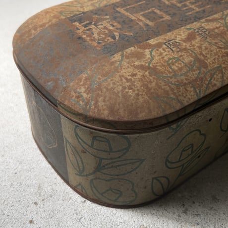 SHISEIDO  古い資生堂の石鹸缶(収納箱、小物入れ) 戦前 ドーム型 逆文字 ジャパンヴィンテージ レトロ缶 花椿 希少品