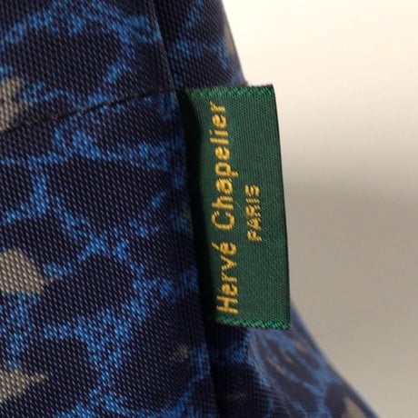 Herve Chapelier  エルベシャプリエ   2019春夏モデル    927F  パンサー  ブルー     ナイロン舟型ポーチM　ヒョウ柄  コスメ  化粧ポーチ  中古極美品