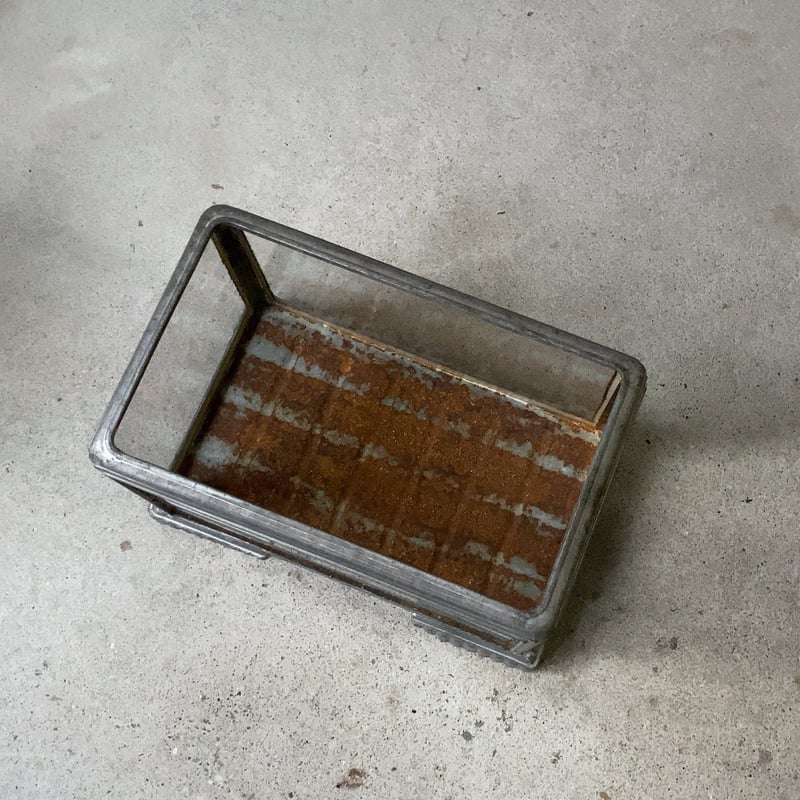 ブリキ水槽　アンティーク □ブリキの古い水槽 サイズ 全体 約W326×D207×H303(mm) 商品の