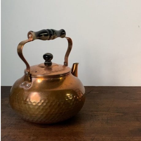 copper 100 home ware  新光金属製 ヴィンテージコッパーケトル  2L  純銅やかん 木製黒持ち手＋黒摘み グッドエイジング