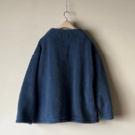 mao made  マオメイド  モックネックノーカラーボアジャケット  もこもこ いつものモックネックジャケット スモークブルー　中古極美品