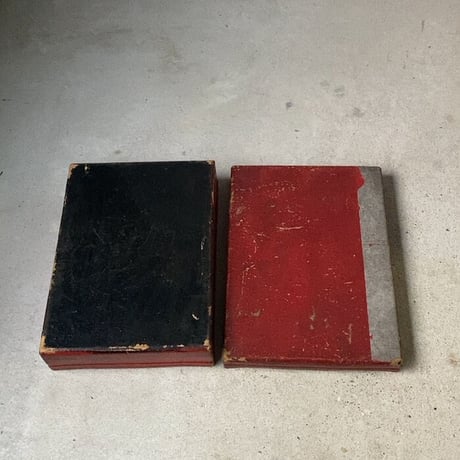 赤い道具箱  昭和初期の紙箱  31cm  昭和9年の卒業証書を保管していた書類箱  ジャパンヴィンテージ