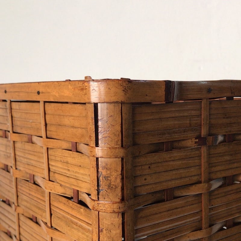 アンティーク 竹編のダストボックス(ゴミ箱) 手仕事 天然素材 工芸品