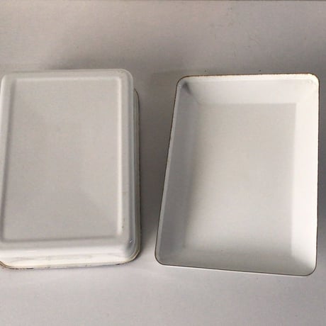 ホーロー蓋付き滅菌ケース　sterilizer/消毒器  ロゴ入り  琺瑯 道具箱 ヴィンテージツール 美品