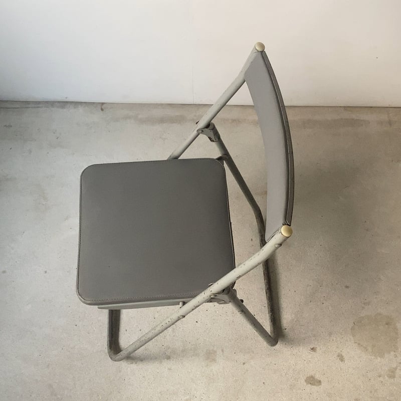 ビンテージ　折り畳みチェア　椅子　アンティーク　 グレー　張替え済み ビンテージ折り畳みチェア椅子アンティーク グレー張替え済み