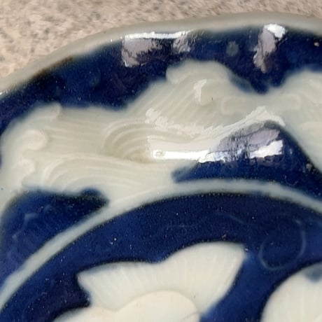 明治 大正期 古い瀬戸焼の豆皿［1枚の価格］在庫17枚 朝顔＋波絵  染付 型押し 小皿 有田 伊万里 完品