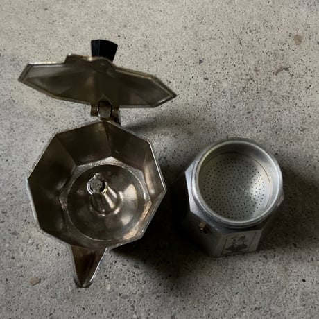 BIALETTI ビアレッティ モカエキスプレス 3カップ 直火式 コーヒーメーカー エスプレッソメーカー マキネッタ 永久定番 1977年製 ヴィンテージ クルジナッロ工場製 下段マーク 中古良品