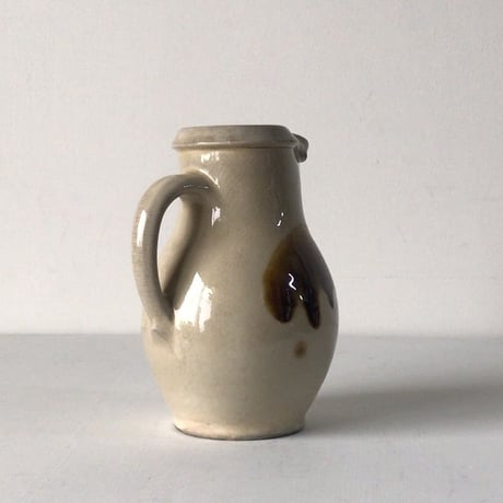 益子焼  6寸ピッチャー　打掛 把手壺 水差 花器  ジャグ。高さ18cm  小ぶりな実用水差し。民藝運動