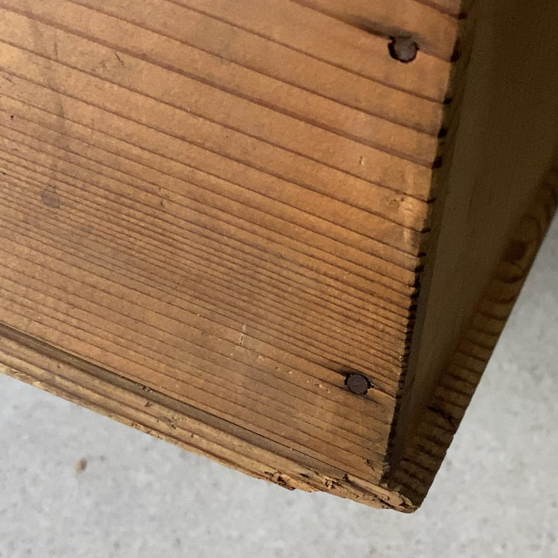 昭和23年 木製無垢 古い踏台 ヴィンテージステップ 杉無垢材 丸窓 丸穴