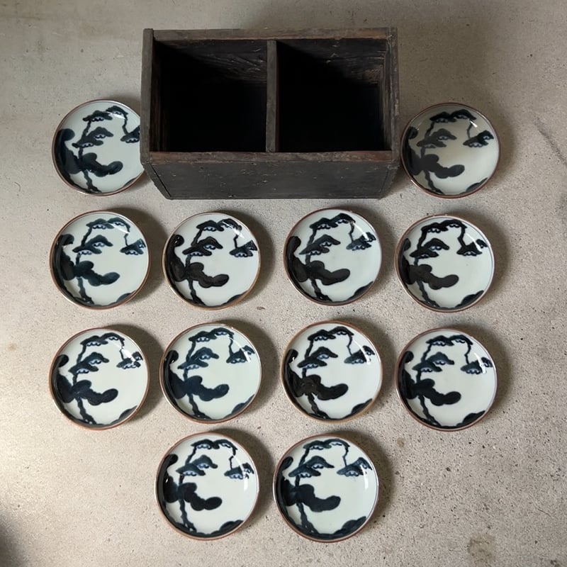 NO97 染付け　皿　呉須絵　切込焼 NO97 染付け 皿 呉須絵 切込焼 NO97 染付け 皿 呉須絵 切込焼