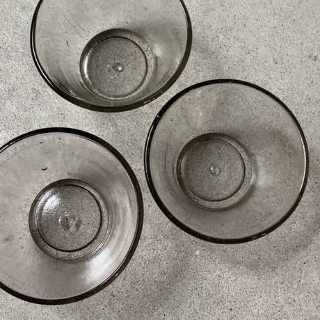 ヴィンテージ ガラス器 昭和初期 グレーベース ゆらゆら 気泡 硝子 デザート器 かき氷器 小鉢 古い器 モダンデザイン 完品  ３点セット4500円