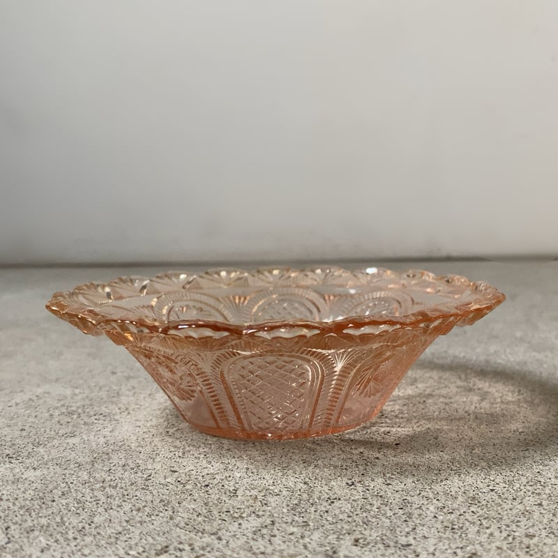 アンティー調/ 女性の肖像画が描かれたガラス製飾り皿 アンティー調/ 女性の肖像画が描かれたガラス製飾り皿 美術品・