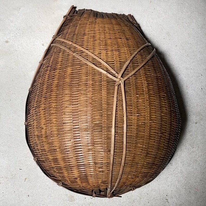 大きい古片口ざる 横幅約49cm 装飾 素材 作り エイジング…良好の古笊