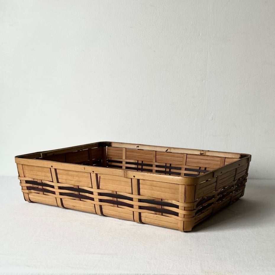 竹の平籠 バイカラーひしぎ編み 古作工芸品 竹工芸 手仕事 中型道具箱