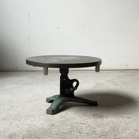 古い鉄製 ケーキ台 洋菓子店 什器 備品 パティシエ プロツール 業務用 回転台 ブルーグリーン グッドエイジング ジャパンヴィンテージ
