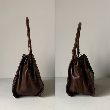 BOTTEGA VENETA ボッテガヴェネタ イントレチャート ハンドバッグ ワンショルダーバッグ レザー 焦げ茶 ブラウン レディース 中古品