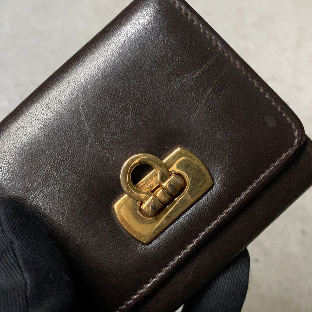 Salvatore Ferragamo サルヴァトーレ フェラガモ ガンチーニ Salvatore Ferragamo サルヴァトーレ フェラガモ ガンチーニ