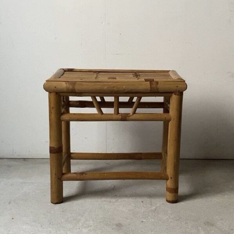 竹台 竹の花台. 置物台 茶道具 作業椅子 スツール 工芸品 民芸品 竹