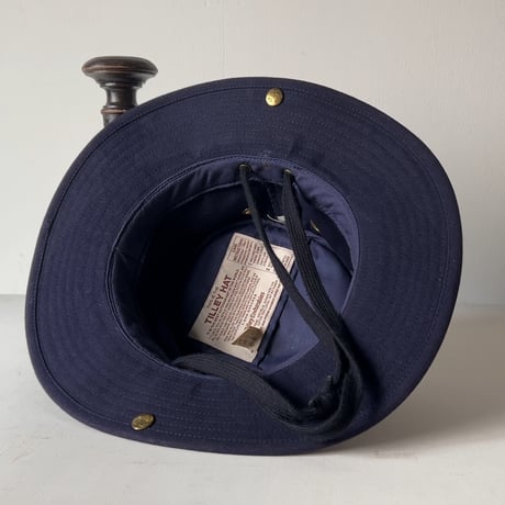Tilley HAT  ティリーハット　Tilley Endurables 1−800endures ネイビー size7 1/2  60.5cm カナダ製　中古美品