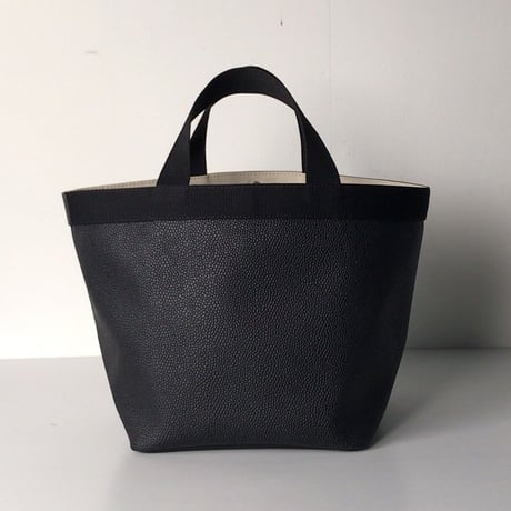 Herve Chapelier エルベシャプリエ 707GPリュクス舟型トートM ノワール×ノワール   中古 新品同様