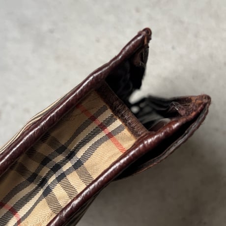 Burberrys バーバリーズ  レザーコンビ ノバチェック ヴィンテージクラッチバッグ セカンドバッグ 化粧ポーチ ゴールドホースロゴ 中古良品