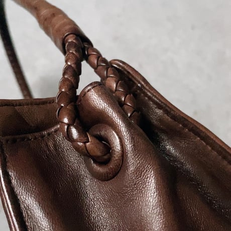 BOTTEGA VENETA ボッテガヴェネタ イントレチャート ハンドバッグ ワンショルダーバッグ レザー 焦げ茶 ブラウン レディース 中古品