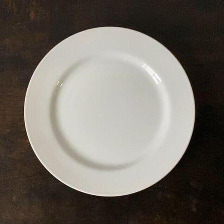 旧家の物置に長年眠っていた古い白いお皿23cm  4枚セット  洋食皿  平皿  ヴィンテージプレート 未使用品レベル