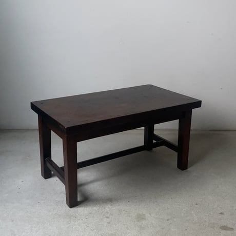 1953年 昭和28年 戦後すぐの古く小さい座卓  ローテーブル 文机 花台 飾り台 黒ヤケ 無垢材 一枚天板 グッドエイジング