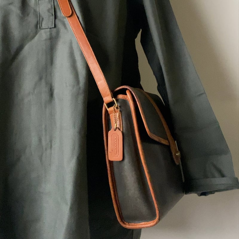 COACH 80s オールドコーチ バイカラーレザーショルダーバッグ COACH 80s オールドコーチ バイカラーレザーショルダーバッグ