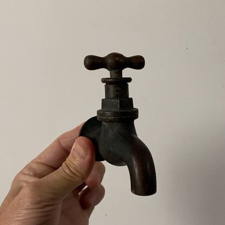 真鍮製杵型摘みヴィンテージ蛇口  小ぶりでエイジング最高 インテリア小物 パーツ 古道具 30s 40s 50s 戦前