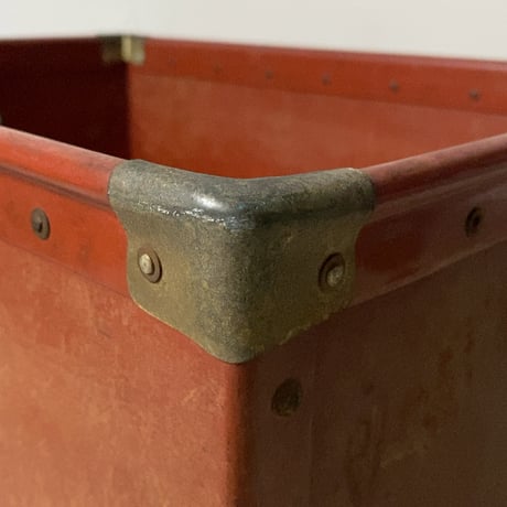 昭和期の古いボテバコ (ボテ箱) 運搬箱 ブリックカラー 無地 ヴィンテージボックス コンテナ 完品範疇